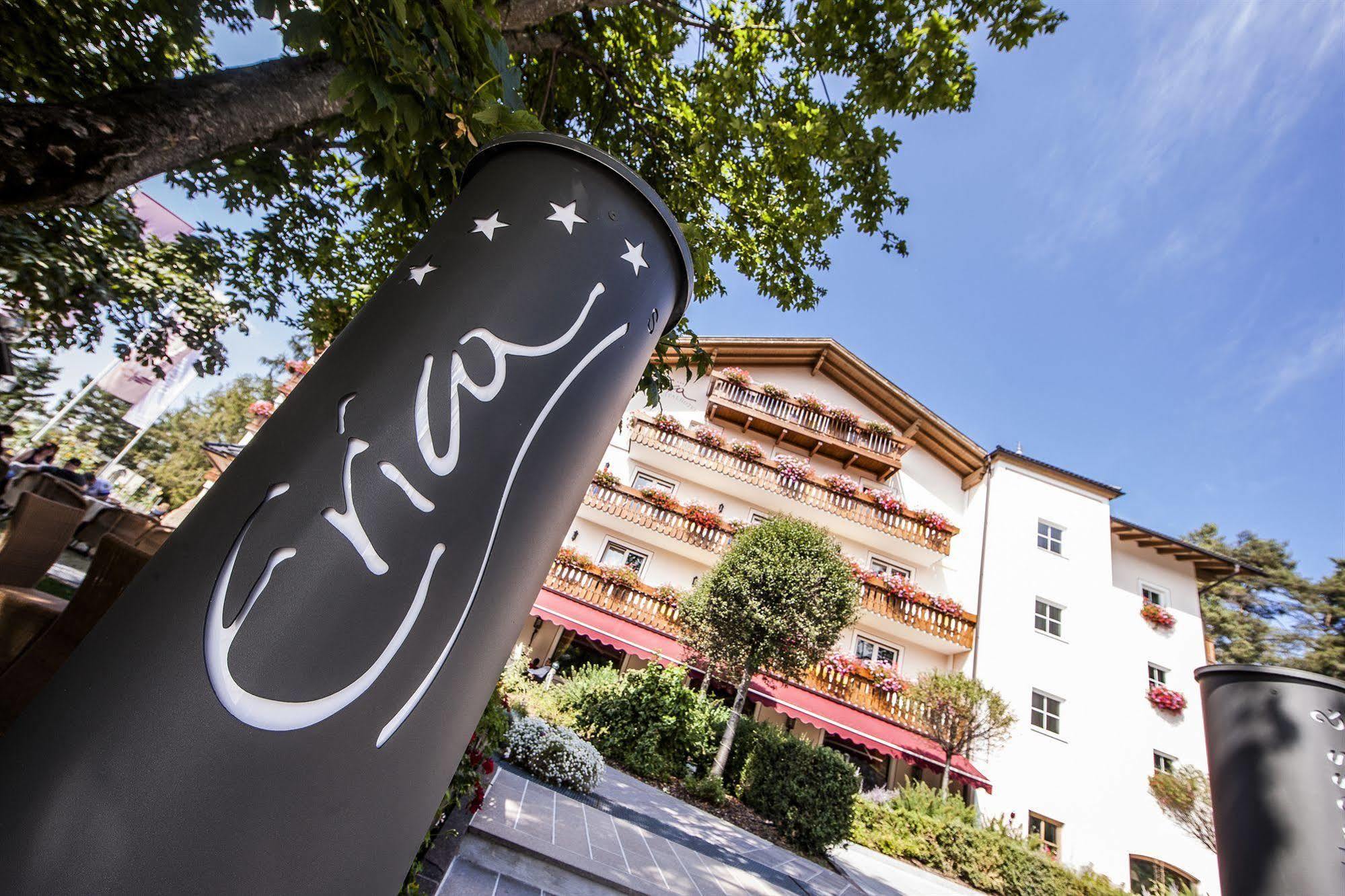 Wellnesshotel Erica Nova Ponente Eksteriør bilde